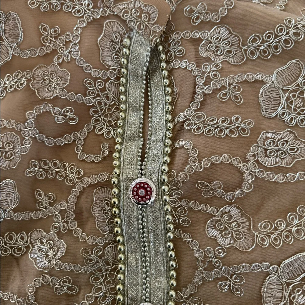 Elegant Embroidered Sleeveless Dress with Dupatta - Picture 8 of 12